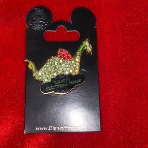 Disney Main Street electrical parade Pete the dragon pin